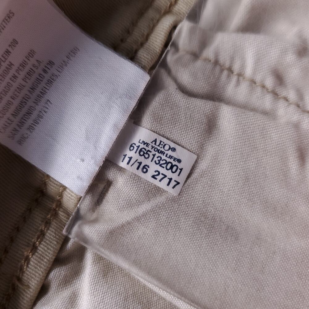 American Eagle Kick Boot Pants Women 14S Beige Super Stretch Short Chino Boho - Picture 10 of 10
